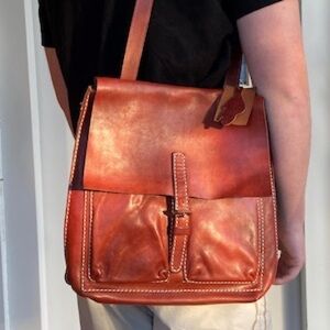 Classic Roots Leather Messenger Bag